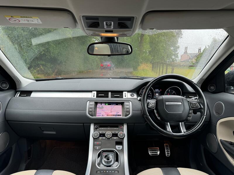 LAND ROVER RANGE ROVER EVOQUE