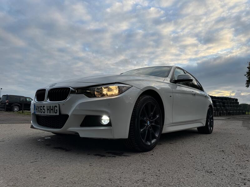 BMW 3 SERIES
