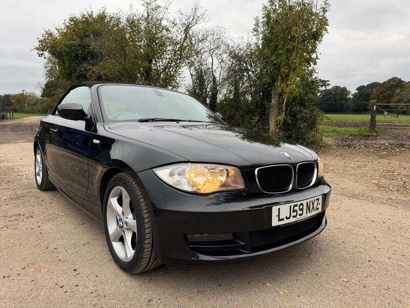 BMW 1 SERIES