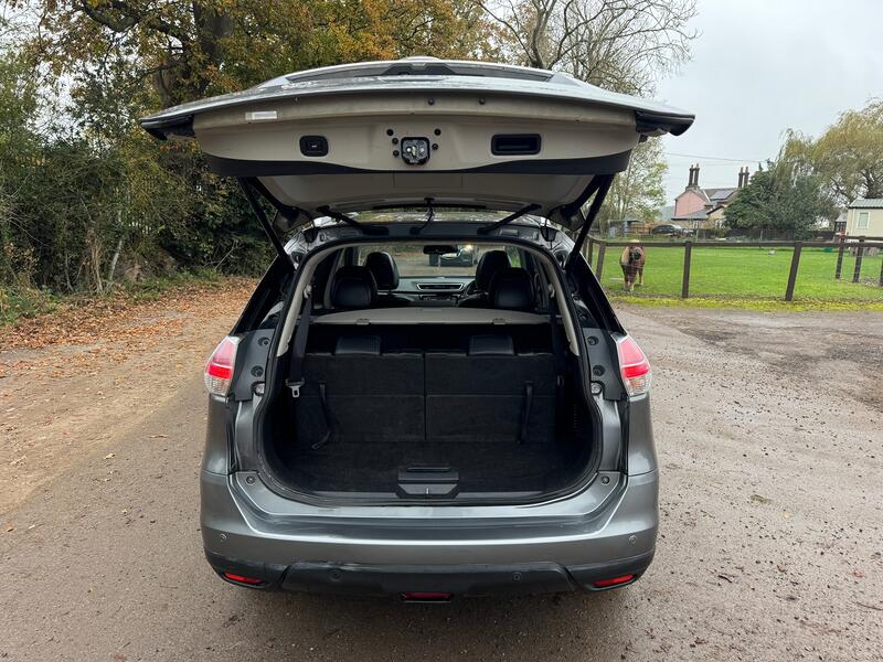 NISSAN X-TRAIL
