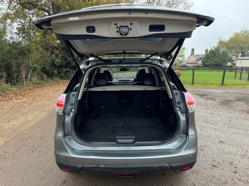 NISSAN X-TRAIL