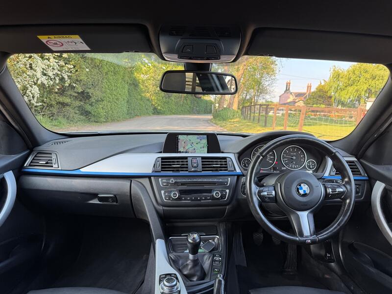 BMW 3 SERIES