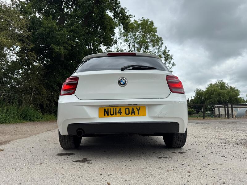 BMW 1 SERIES