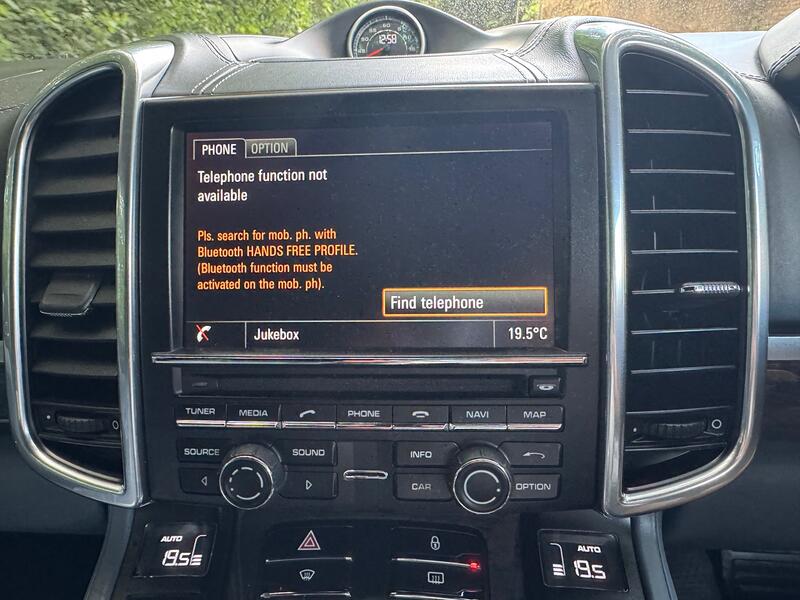 PORSCHE CAYENNE